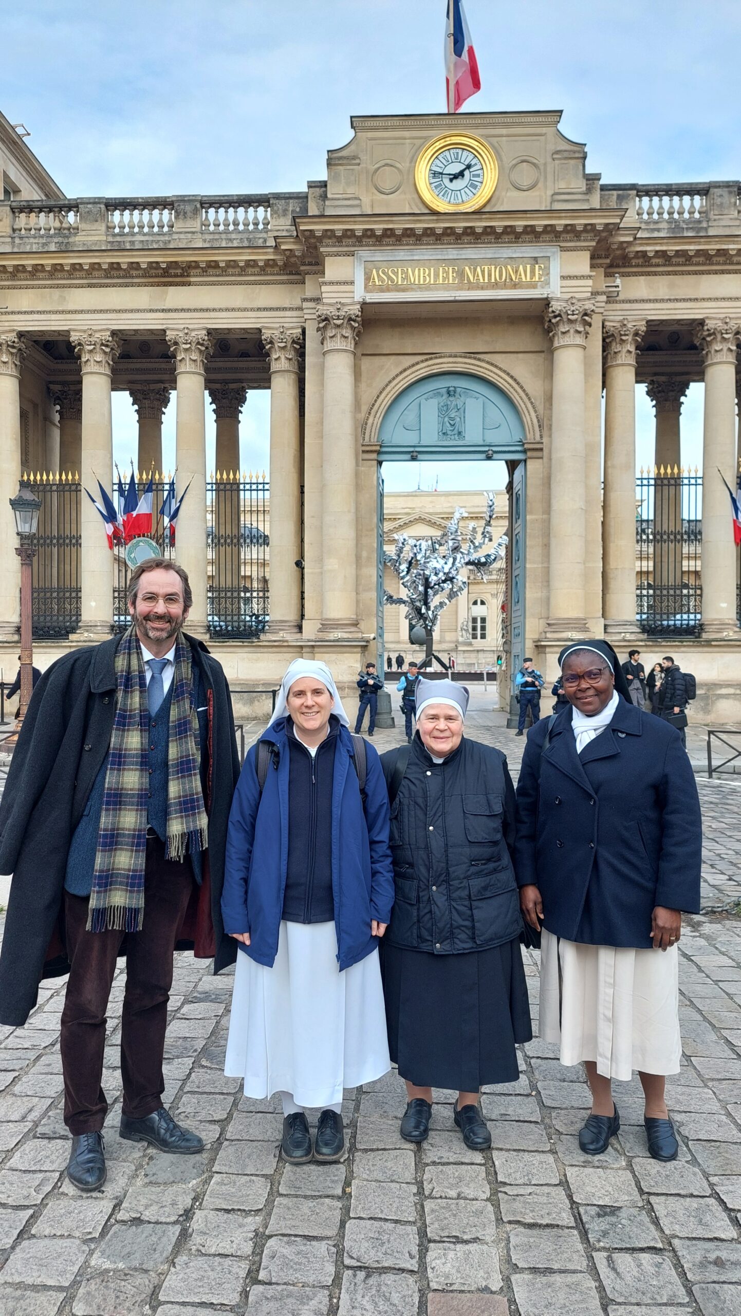 Notre appel pour avoir le "droit" de continuer à servir la Vie 2